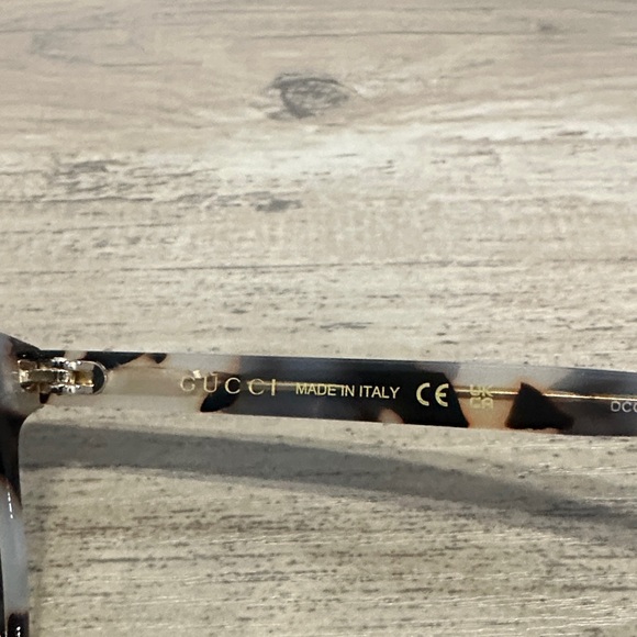 EUC Gucci Round Black and Grey Sunglasses (GG0024S 009) - Picture 5 of 15